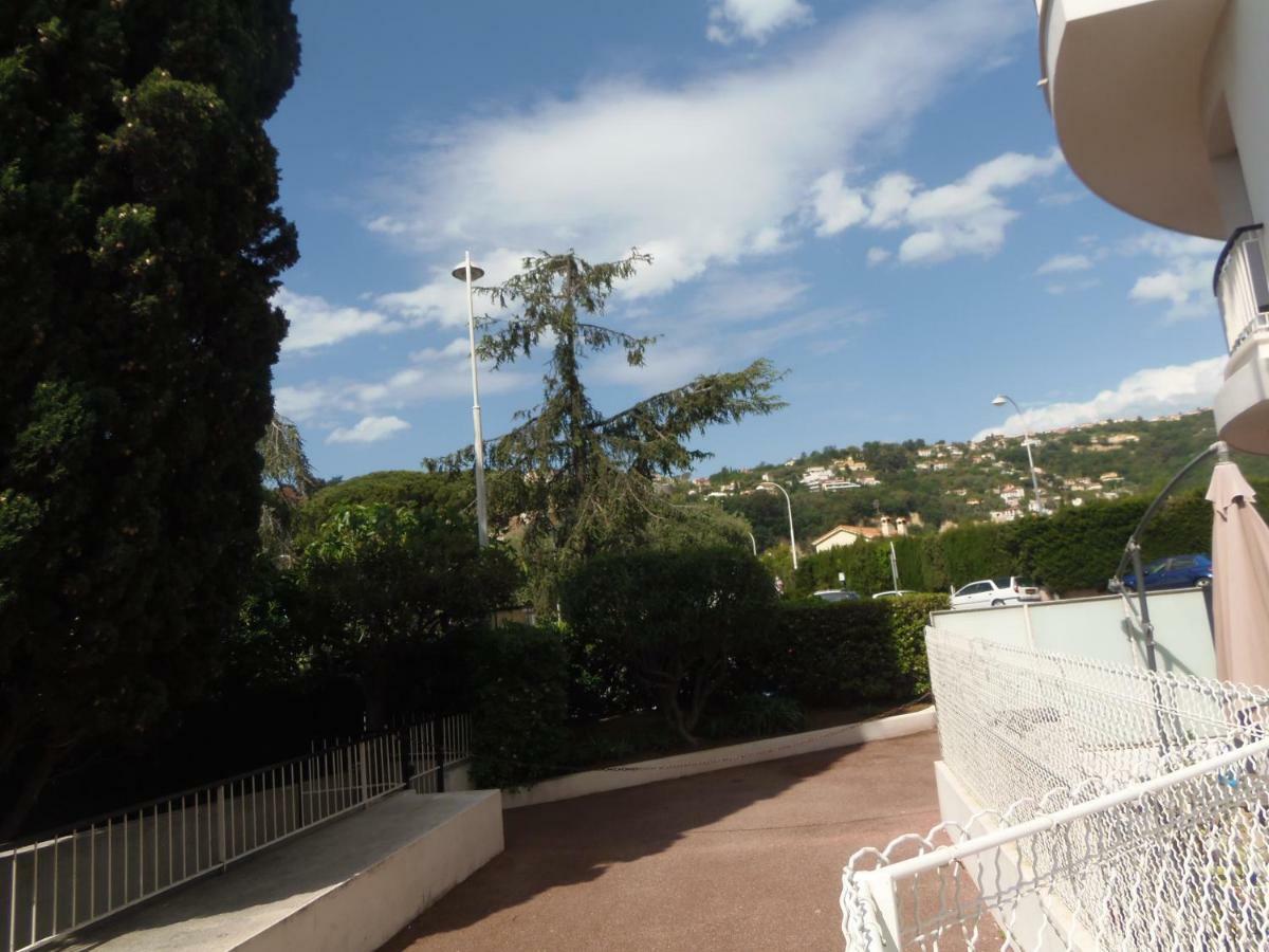 Apartament Joli Studio Calme Avec Terrasse Nicea Zewnętrze zdjęcie